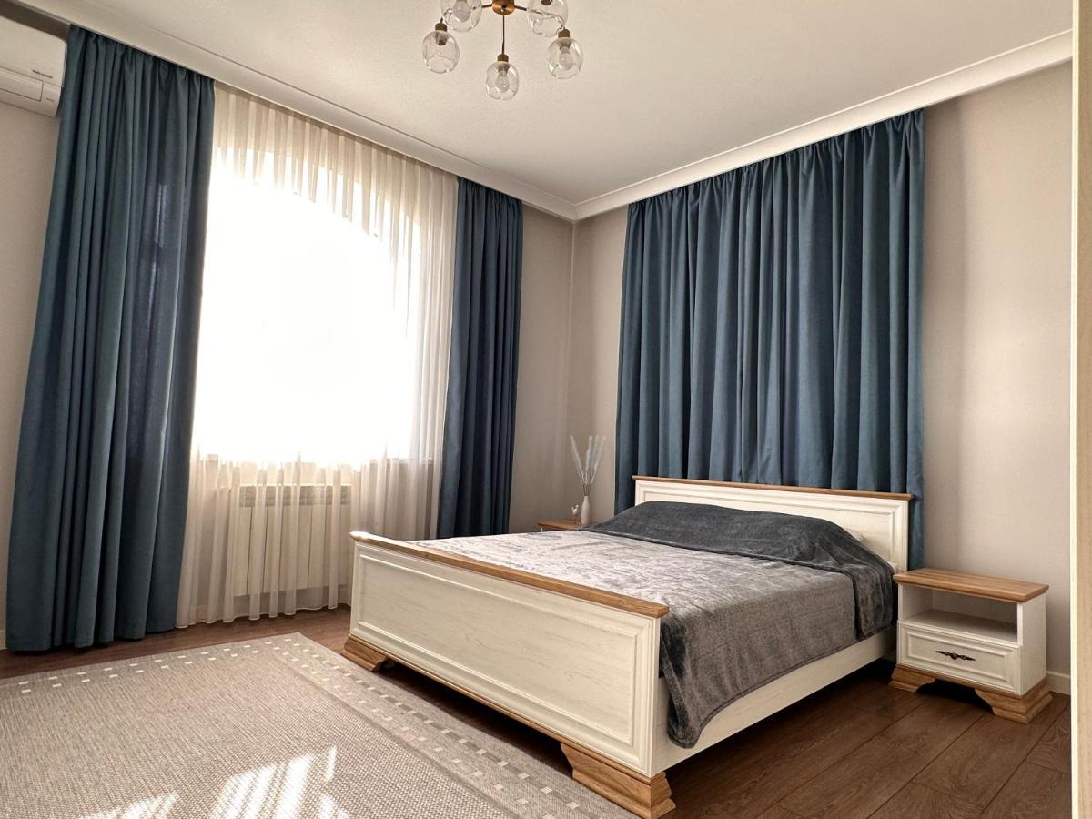 Aikol Guesthouse Privokzalnoye Extérieur photo